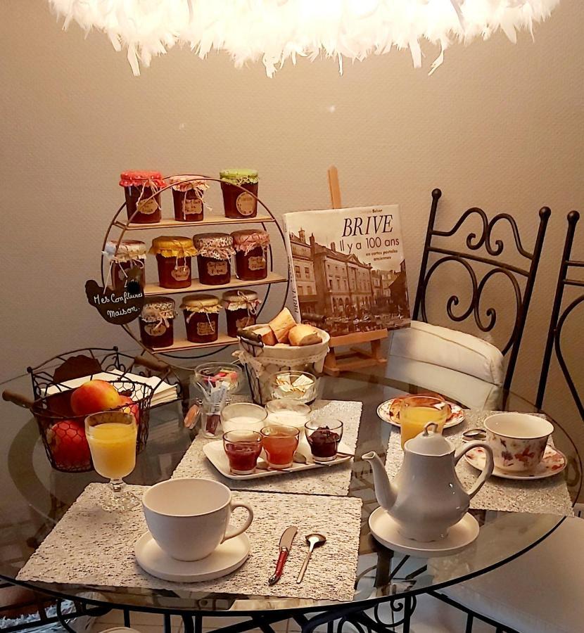 Chambre Climatisee Au Coeur De Brive Avec Televiseur Connecte Wifi Netflix المظهر الخارجي الصورة